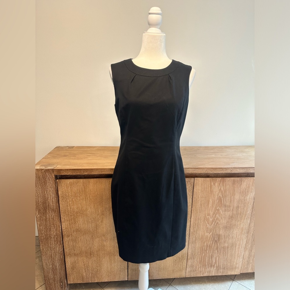 Tahari dress, size 6